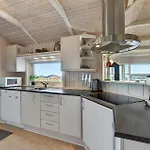 Amazing In With 3 Bedrooms, Sauna & Wifi Feriehus Nordborg