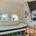 Feriehus Amazing In With 3 Bedrooms, Sauna & Wifi