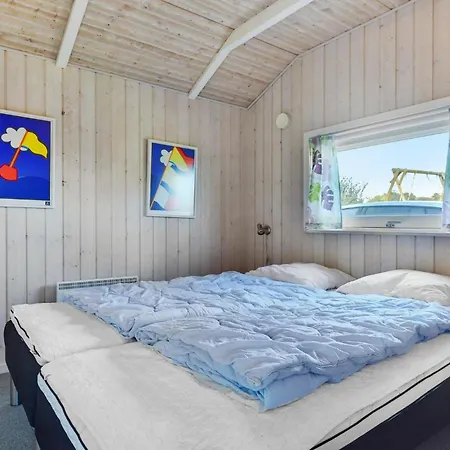 Ferienhaus Amazing In With 3 Bedrooms, Sauna & Wifi *