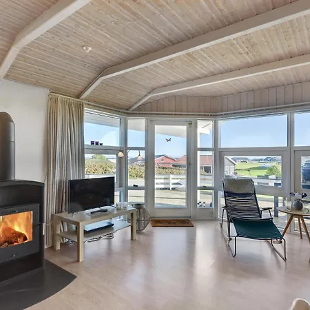 Ferienhaus Amazing In With 3 Bedrooms, Sauna & Wifi