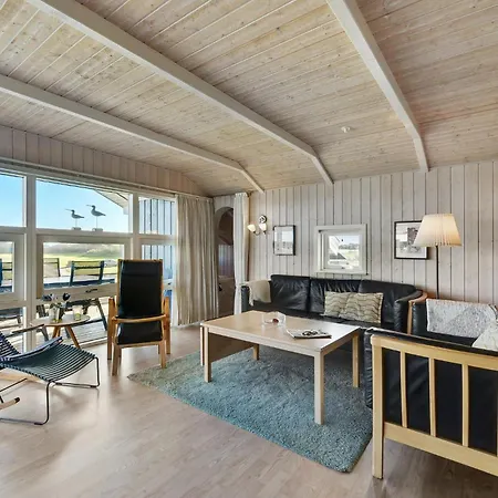 Ferienhaus Amazing In With 3 Bedrooms, Sauna & Wifi *